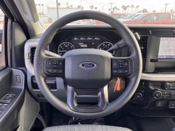Ford Super Duty F-350 SRW XLT 4WD SuperCab 8' Box 2025
