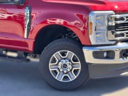 Ford Super Duty F-350 SRW XLT 4WD SuperCab 8' Box 2025