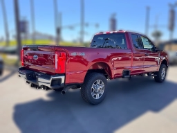 Ford Super Duty F-350 SRW XLT 4WD SuperCab 8' Box 2025