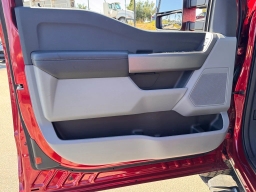 Ford Super Duty F-350 SRW XLT 4WD SuperCab 8' Box 2025