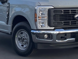 Ford Super Duty F-250 SRW XL 2WD Reg Cab 8' Box 2026