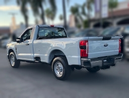 Ford Super Duty F-250 SRW XL 2WD Reg Cab 8' Box 2026