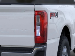 Ford Super Duty F-250 SRW XLT 4WD Reg Cab 8' Box 2026