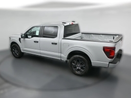 Ford F-150 STX 2WD SuperCrew 5.5' Box 2026