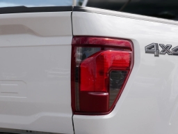Ford F-150 STX 4WD SuperCrew 5.5' Box 2026