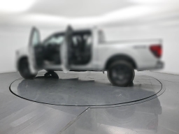 Ford F-150 STX 4WD SuperCrew 5.5' Box 2026