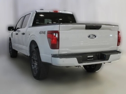 Ford F-150 STX 4WD SuperCrew 5.5' Box 2026