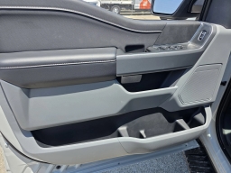 Ford F-150 XLT 2WD SuperCrew 5.5' Box 2026