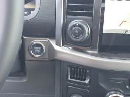 Ford F-150 XLT 2WD SuperCrew 5.5' Box 2026