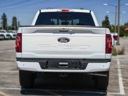 Ford F-150 XLT 4WD SuperCrew 5.5' Box 2026