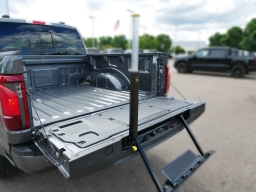 Ford F-150 XLT 4WD SuperCrew 5.5' Box 2026