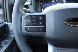 Ford F-150 XLT 4WD SuperCrew 5.5' Box 2026