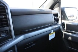 Ford F-150 XLT 4WD SuperCrew 5.5' Box 2026