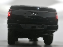 Ford F-150 XLT 4WD SuperCrew 5.5' Box 2026