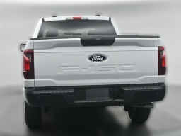 Ford F-150 XL 2WD SuperCab 6.5' Box 2026