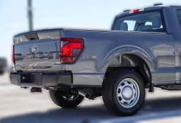Ford F-150 XL 2WD SuperCab 6.5' Box 2026