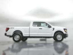 Ford F-150 XL 4WD SuperCab 6.5' Box 2026
