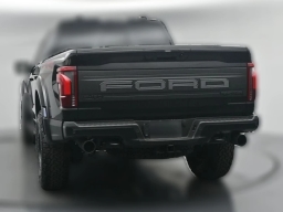 Ford F-150 Raptor 4WD SuperCrew 5.5' Box 2026