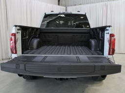Ford F-150 Raptor 4WD SuperCrew 5.5' Box 2026