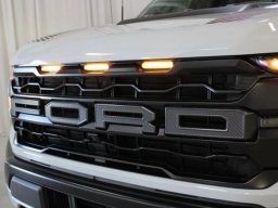 Ford F-150 Raptor 4WD SuperCrew 5.5' Box 2026