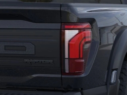 Ford F-150 Raptor 4WD SuperCrew 5.5' Box 2026