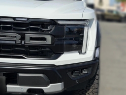 Ford F-150 Raptor 4WD SuperCrew 5.5' Box 2026