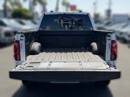 Ford F-150 Raptor 4WD SuperCrew 5.5' Box 2026