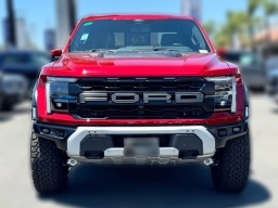 Ford F-150 Raptor 4WD SuperCrew 5.5' Box 2025