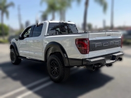 Ford F-150 Raptor 4WD SuperCrew 5.5' Box 2026
