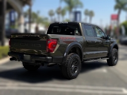 Ford F-150 Raptor 4WD SuperCrew 5.5' Box 2026