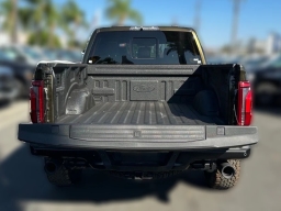 Ford F-150 Raptor 4WD SuperCrew 5.5' Box 2026