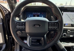 Ford F-150 Raptor 4WD SuperCrew 5.5' Box 2026