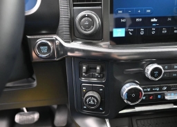 Ford F-150 Raptor 4WD SuperCrew 5.5' Box 2026