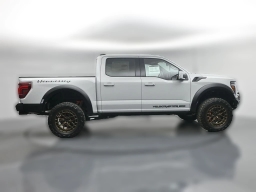 Ford F-150 Raptor 4WD SuperCrew 5.5' Box 2026