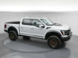 Ford F-150 Raptor 4WD SuperCrew 5.5' Box 2026