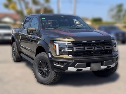 Ford F-150 Raptor 4WD SuperCrew 5.5' Box 2026