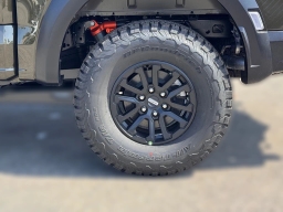 Ford F-150 Raptor 4WD SuperCrew 5.5' Box 2026