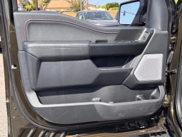 Ford F-150 Raptor 4WD SuperCrew 5.5' Box 2026