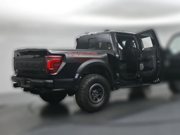 Ford F-150 Raptor 4WD SuperCrew 5.5' Box 2026