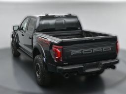 Ford F-150 Raptor 4WD SuperCrew 5.5' Box 2026