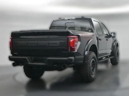 Ford F-150 Raptor 4WD SuperCrew 5.5' Box 2026