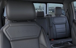 Ford F-150 Raptor 4WD SuperCrew 5.5' Box 2026