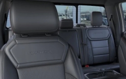 Ford F-150 Raptor 4WD SuperCrew 5.5' Box 2026
