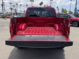 Ford F-150 Raptor 4WD SuperCrew 5.5' Box 2026