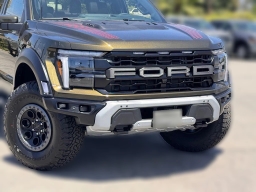 Ford F-150 Raptor 4WD SuperCrew 5.5' Box 2026