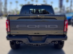 Ford F-150 Raptor 4WD SuperCrew 5.5' Box 2026