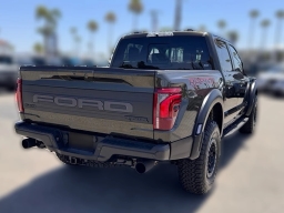 Ford F-150 Raptor 4WD SuperCrew 5.5' Box 2026