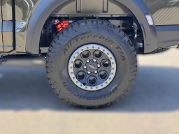 Ford F-150 Raptor 4WD SuperCrew 5.5' Box 2026