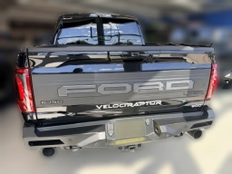 Ford F-150 Raptor 4WD SuperCrew 5.5' Box 2025