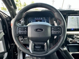 Ford F-150 Raptor 4WD SuperCrew 5.5' Box 2026